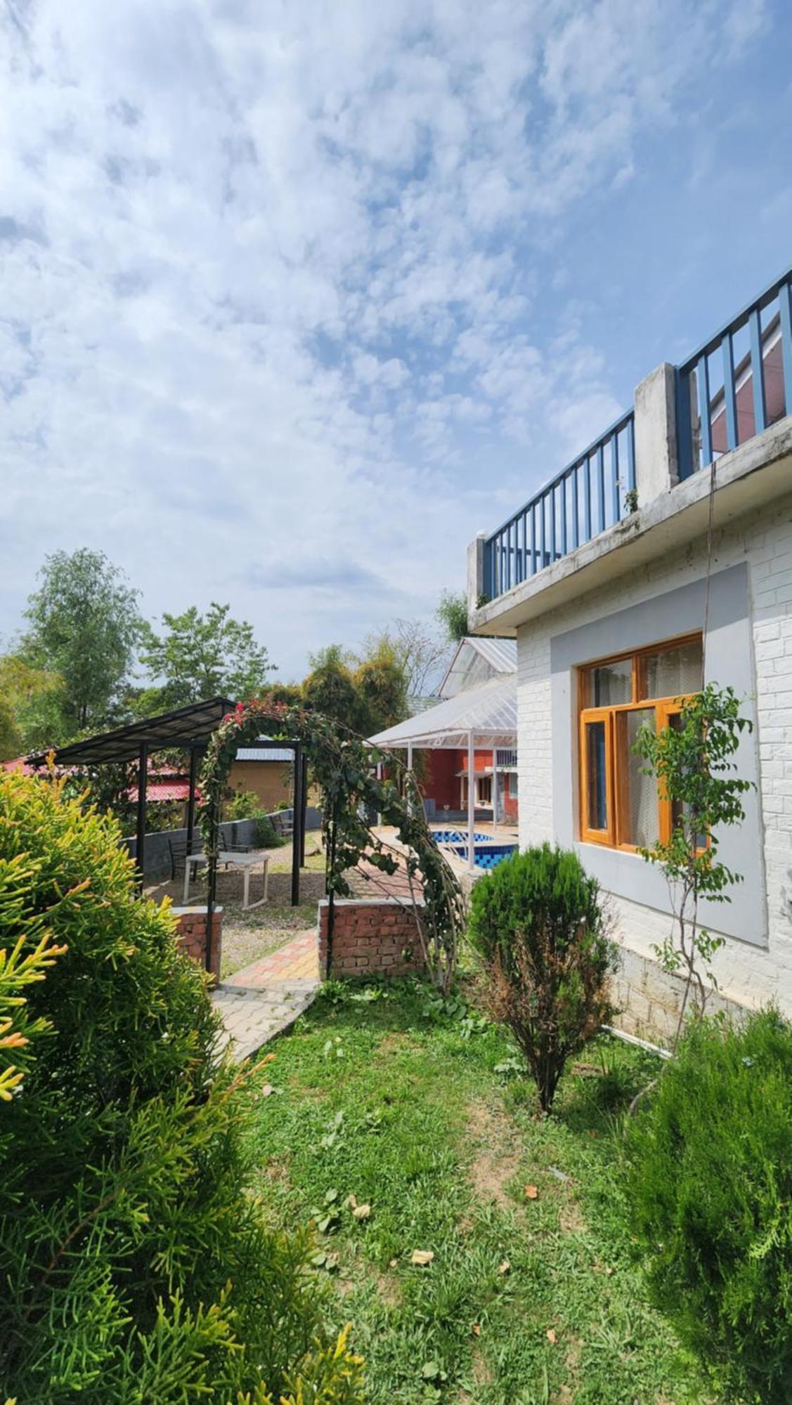 Namlang Resort Bir  Exterior photo